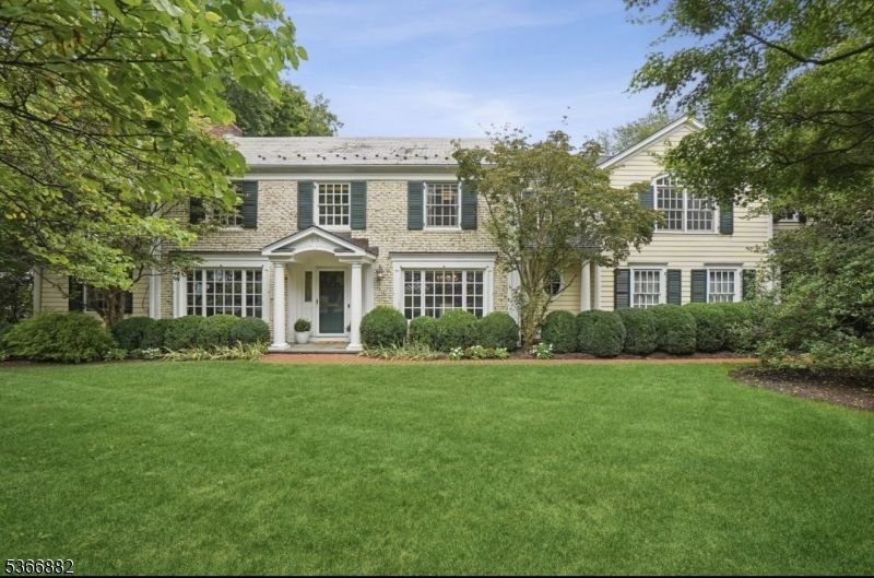 Backyard, Exterior, Facade, Georgian