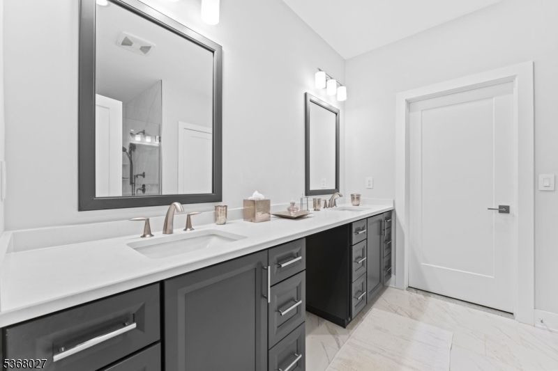 Bathroom, Dual Sink Vanities, Interior, Marble