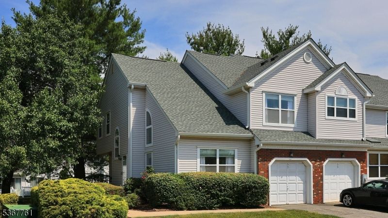 Attached, Exterior, Facade, Brick Facade, Farmhouse