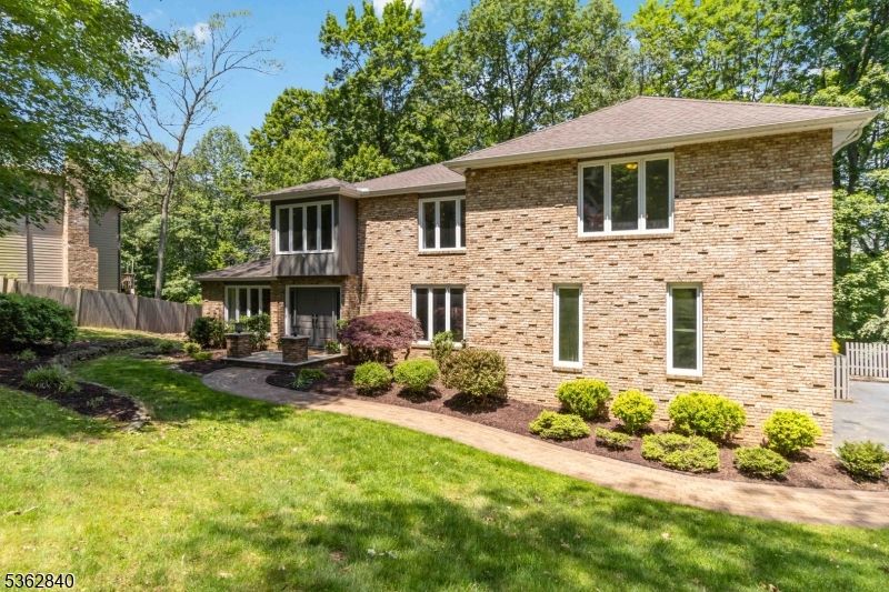Backyard, Exterior, Facade, Brick Facade, Georgian