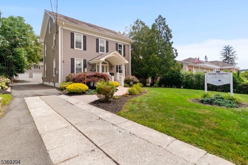 Backyard, Exterior, Facade, Georgian