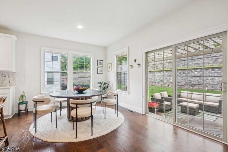 Dining room, Fireplace, Interior, Recessed Lighting, Wood Texture Flooring