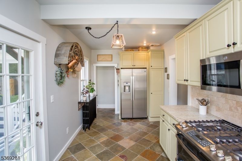 Interior, Kitchen, Pendant Lights, Recessed Lighting