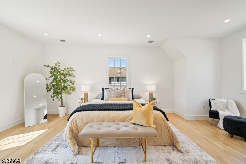 Bedroom, Interior, Recessed Lighting, Wood Texture Flooring