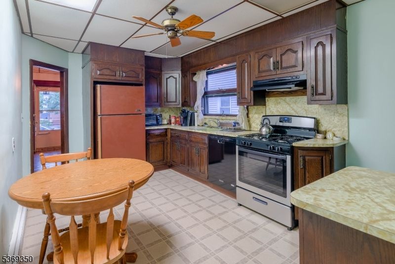 Interior, Kitchen