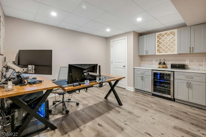 Home Office, Interior, Recessed Lighting, Wood Texture Flooring