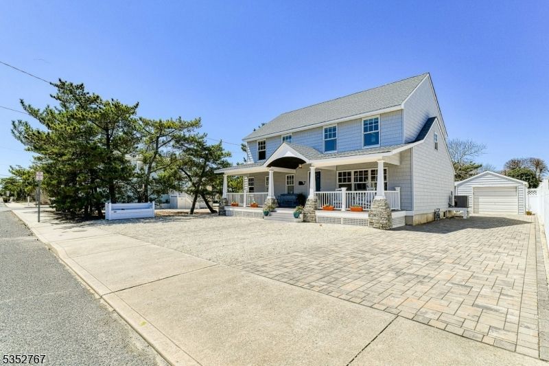 Detached Garage, Exterior, Facade, Farmhouse