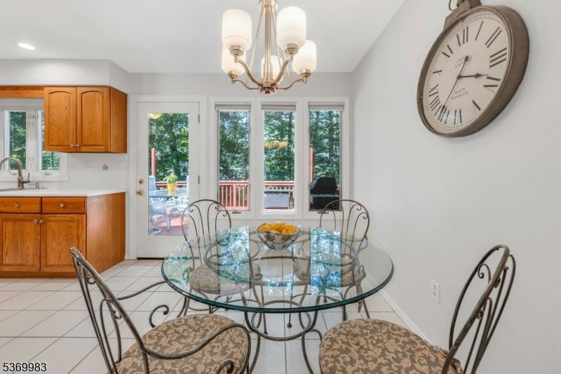 Chandelier, Dining room, Interior, Recessed Lighting