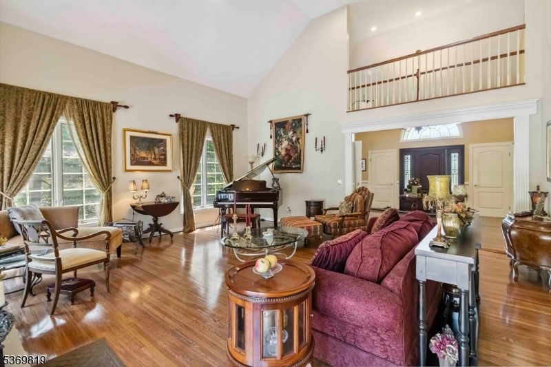 Interior, Living room, Piano, Recessed Lighting, Wood Texture Flooring