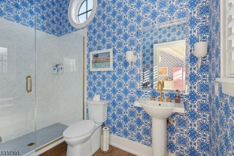 DE Listing image placeholder
