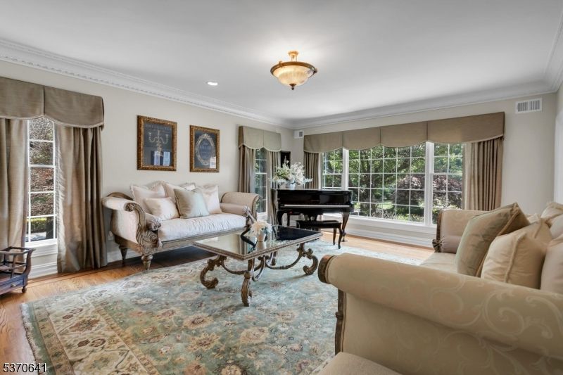 Interior, Living room, Piano, Recessed Lighting, Wood Texture Flooring