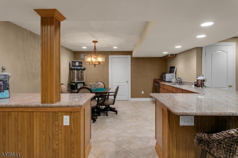 Dining room, Interior, Recessed Lighting