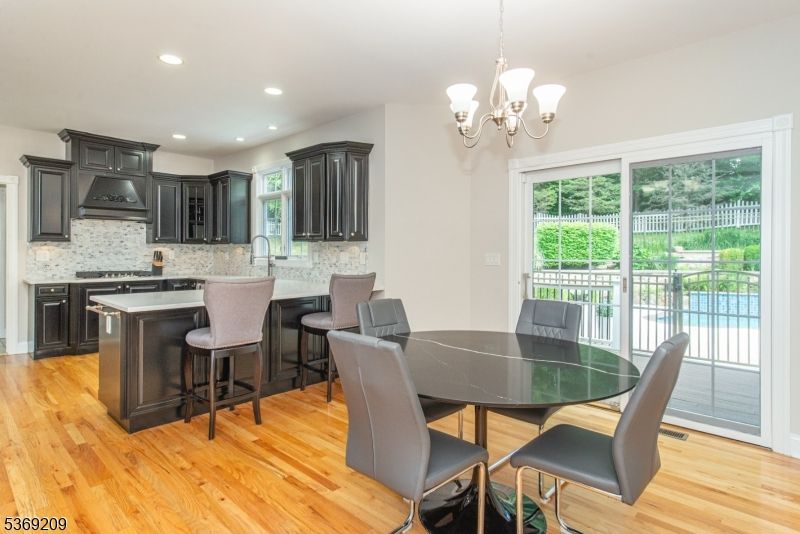 Chandelier, Dining room, Interior, Kitchen, Recessed Lighting, Wood Texture Flooring