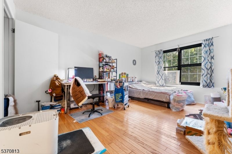 Bedroom, Home Office, Interior, Wood Texture Flooring