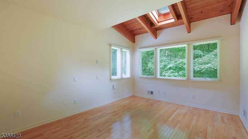 Empty room, Interior, Wooden Beams, Wooden Ceilings, Wood Texture Flooring