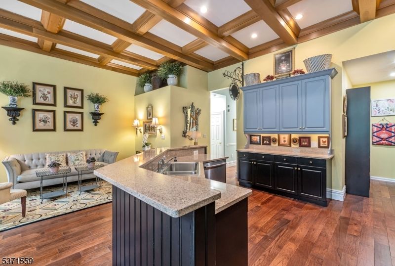 Interior, Living room, Recessed Lighting, Wooden Beams, Wood Texture Flooring