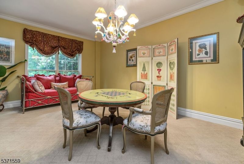 Chandelier, Dining room, Interior