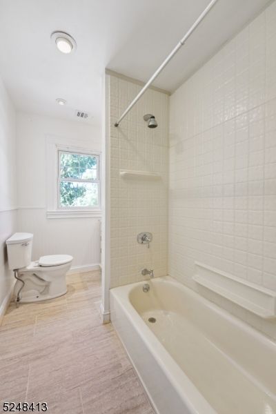 Bathroom, Interior, Recessed Lighting, Wood Texture Flooring