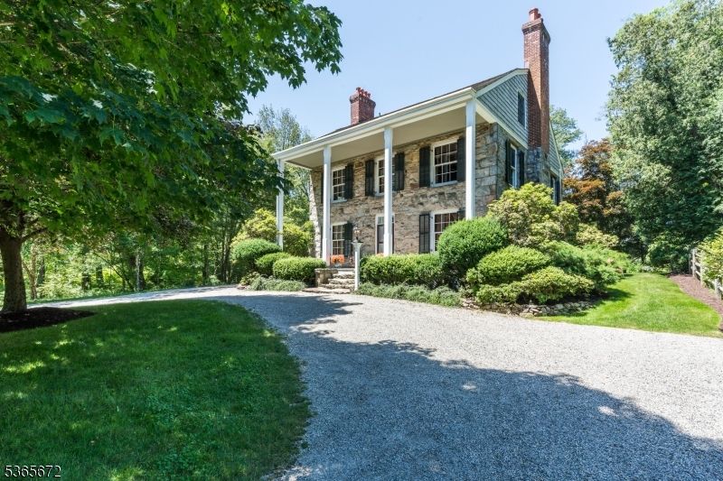 Backyard, Exterior, Facade, Georgian