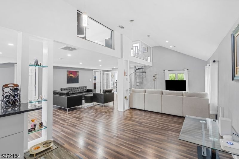 Interior, Living room, Pendant Lights, Recessed Lighting, Wood Texture Flooring