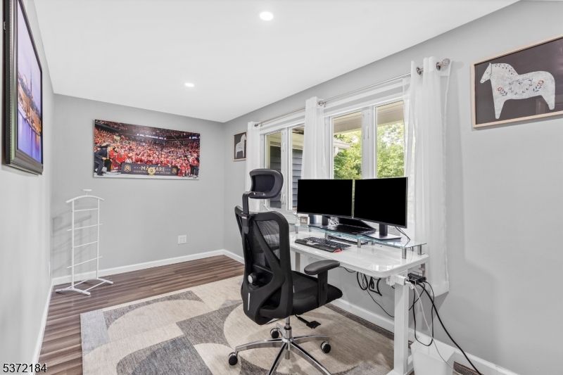 Home Office, Interior, Recessed Lighting, Wood Texture Flooring