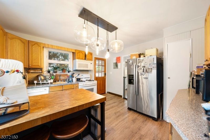Interior, Kitchen, Pendant Lights, Stainless Steel Appliances, Wood Texture Flooring