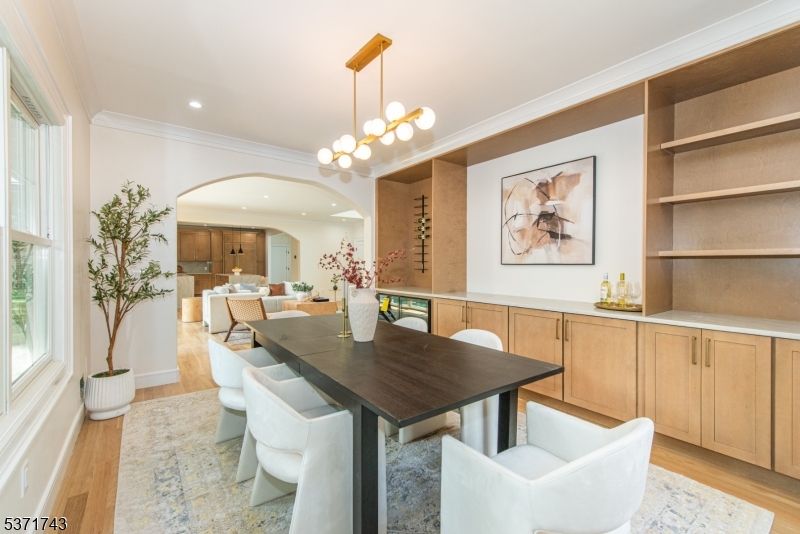 Dining room, Interior, Pendant Lights, Recessed Lighting, Wood Texture Flooring