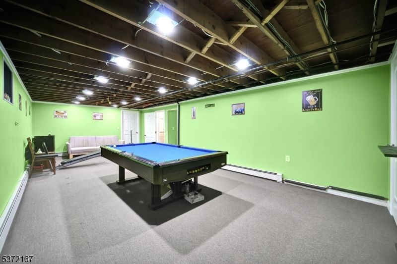 Billiard Table, Game Room, Interior