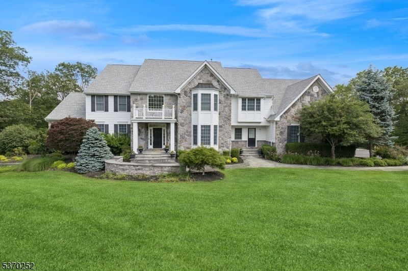 Backyard, Exterior, Facade, French Provincial