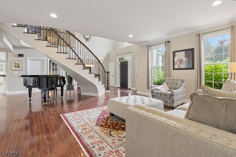 Interior, Living room, Piano, Recessed Lighting, Wood Texture Flooring