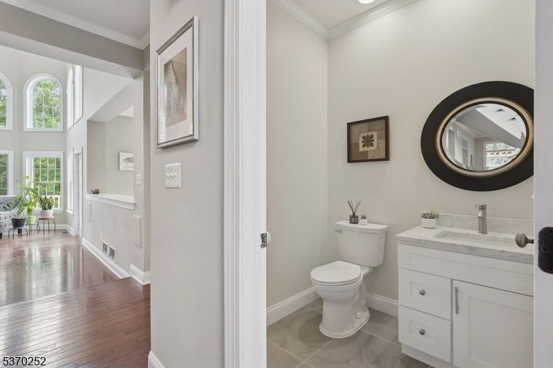 Bathroom, Interior, Recessed Lighting, Wood Texture Flooring