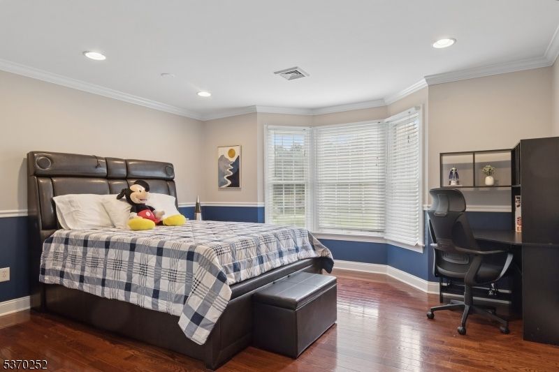 Bedroom, Home Office, Interior, Recessed Lighting, Wood Texture Flooring