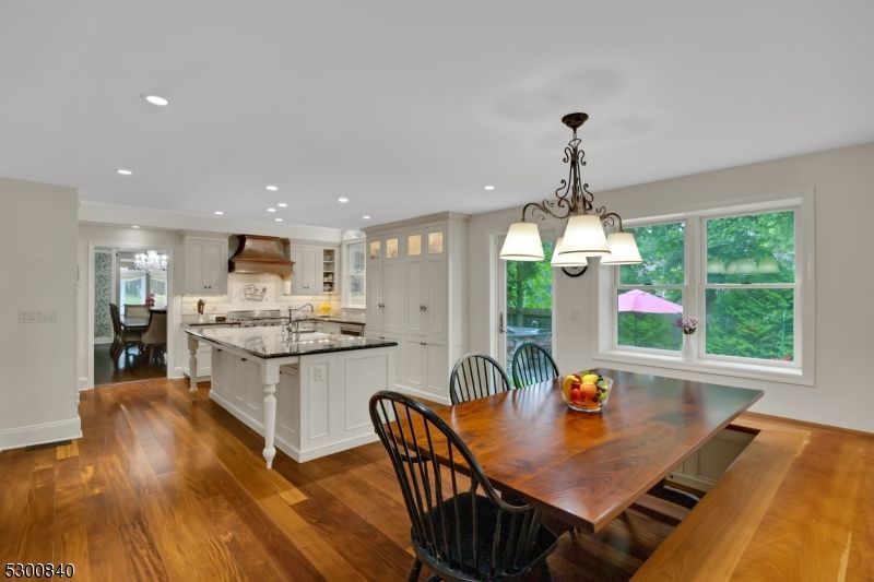 Chandelier, Dining room, Interior, Kitchen, Recessed Lighting, Wood Texture Flooring
