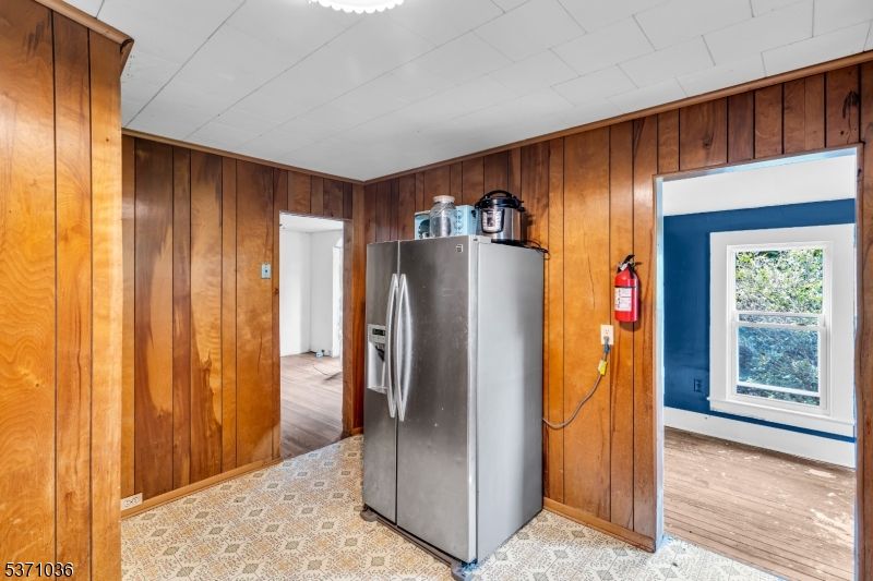 Interior, Kitchen, Wood Texture Flooring, Wooden Walls