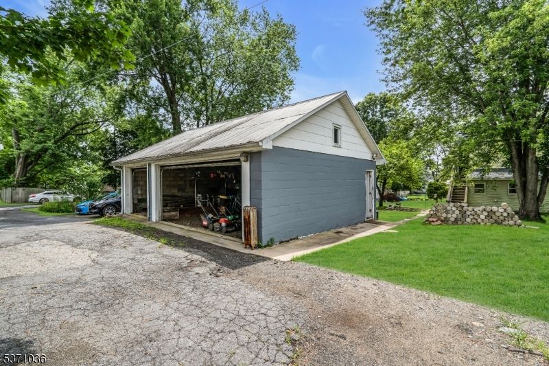 Backyard, Detached Garage, Exterior
