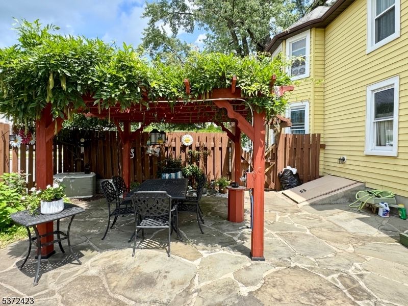 Exterior, Hot Tub