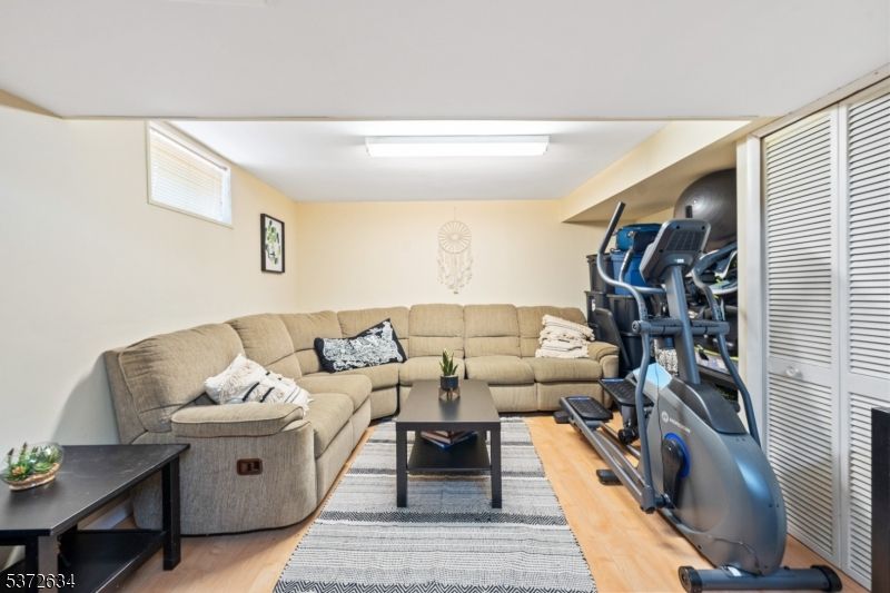 Fitness Equipment, Interior, Living room, Wood Texture Flooring