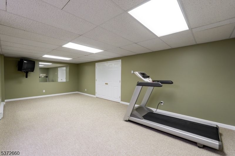 Fitness Equipment, Interior, Recessed Lighting