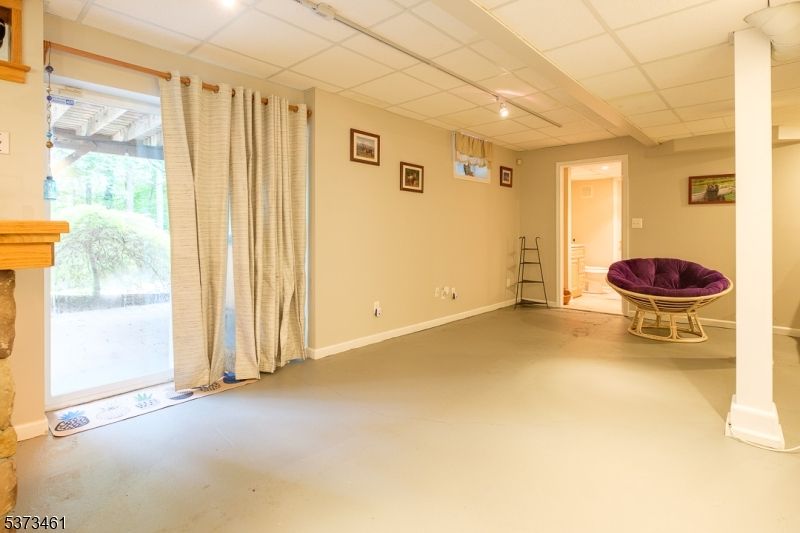 Empty room, Fireplace, Interior, Recessed Lighting