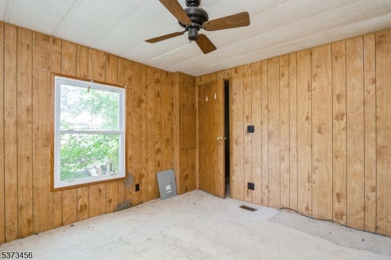 Empty room, Interior, Wooden Walls
