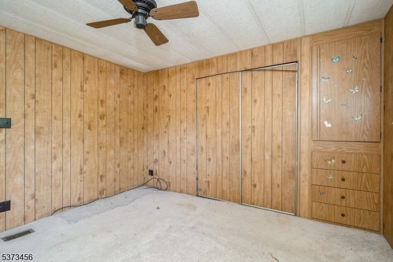 Empty room, Interior, Wooden Walls