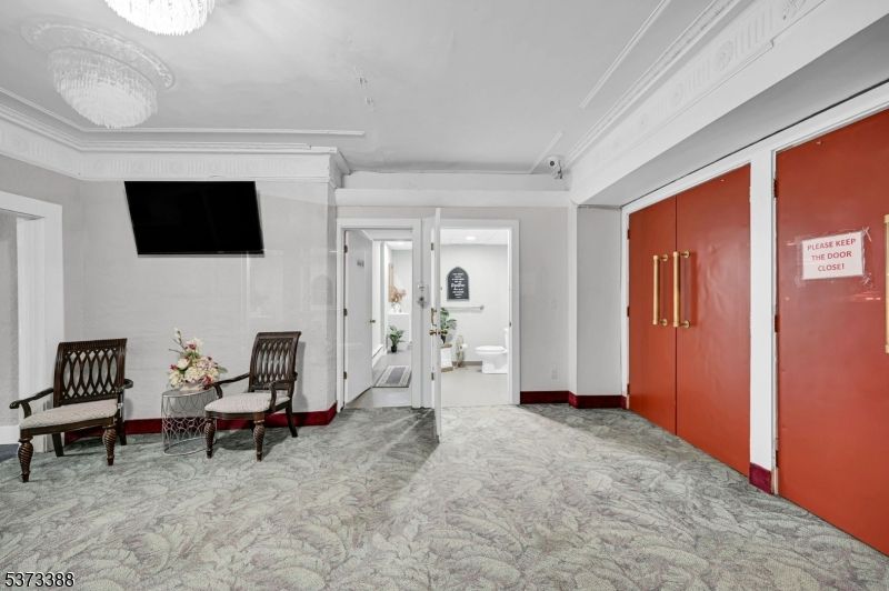 Chandelier, Interior, Recessed Lighting