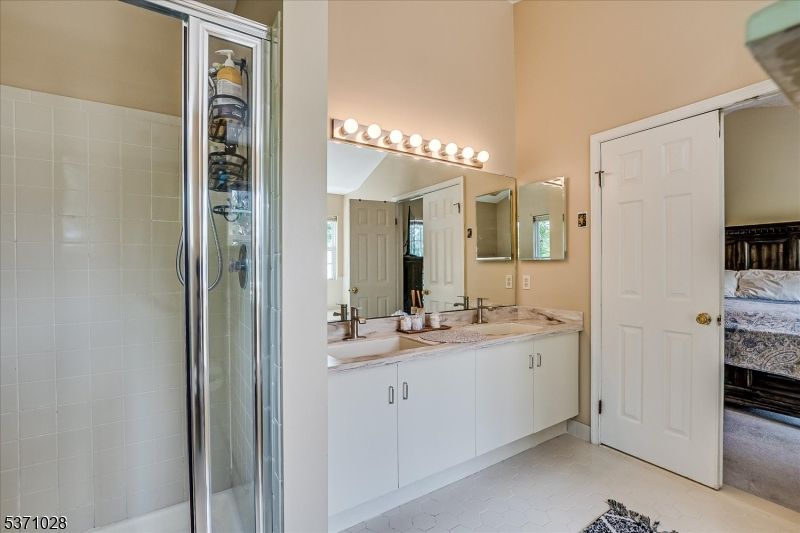 Bathroom, Bedroom, Dual Sink Vanities, Glass Shower, Interior