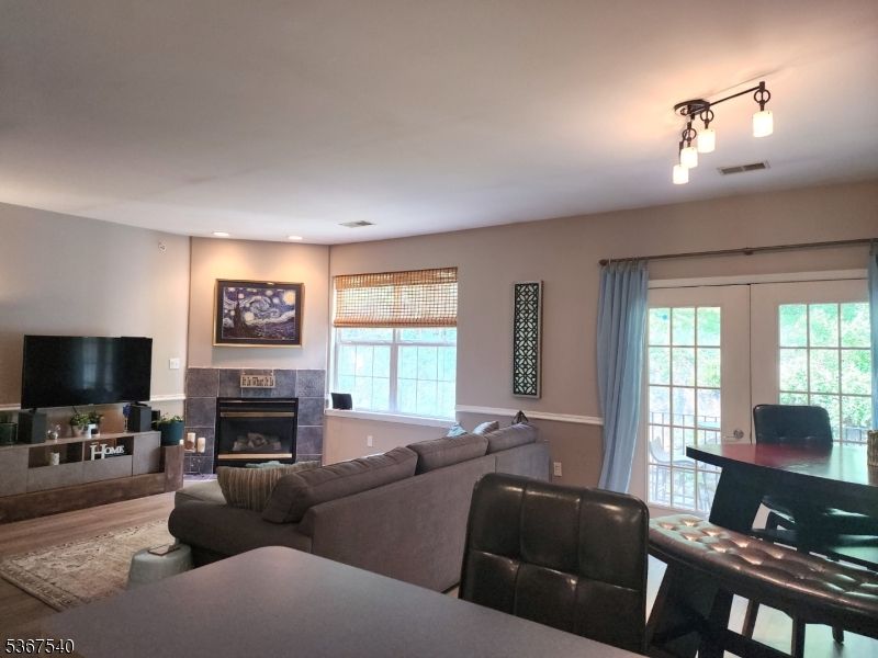 Fireplace, Interior, Living room, Recessed Lighting