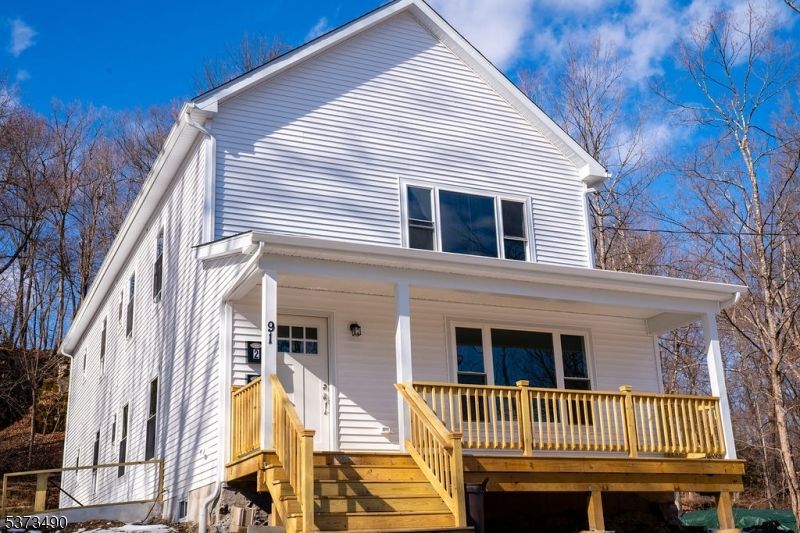 Exterior, Facade, Farmhouse
