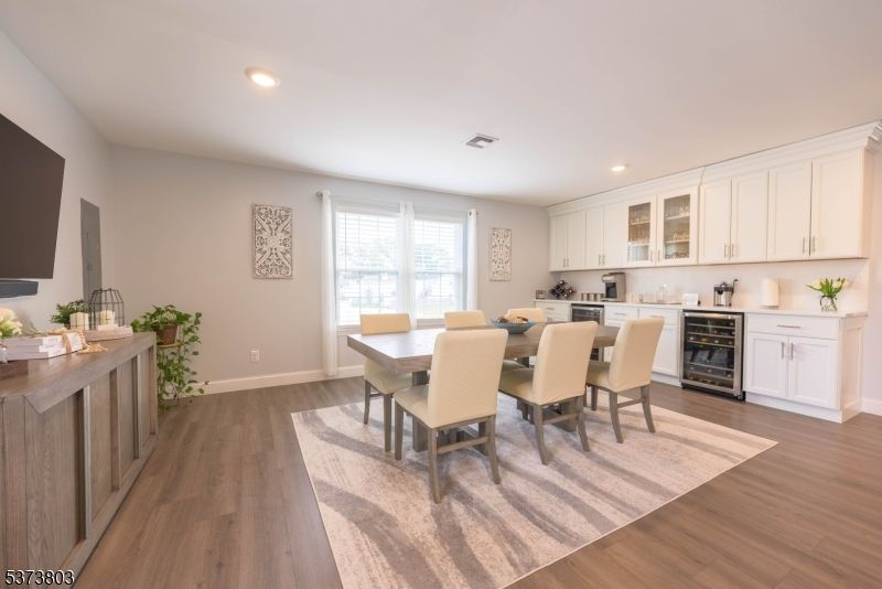 Dining room, Interior, Kitchen, Recessed Lighting, Wood Texture Flooring