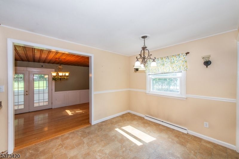 Chandelier, Empty room, Interior, Wooden Ceilings, Wood Texture Flooring