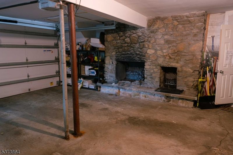 Garage, Interior, Stone Walls