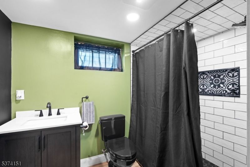 Bathroom, Interior, Recessed Lighting, Wood Texture Flooring