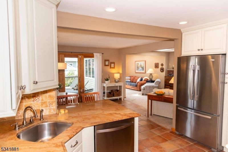 Interior, Kitchen, Living room, Recessed Lighting, Stainless Steel Appliances